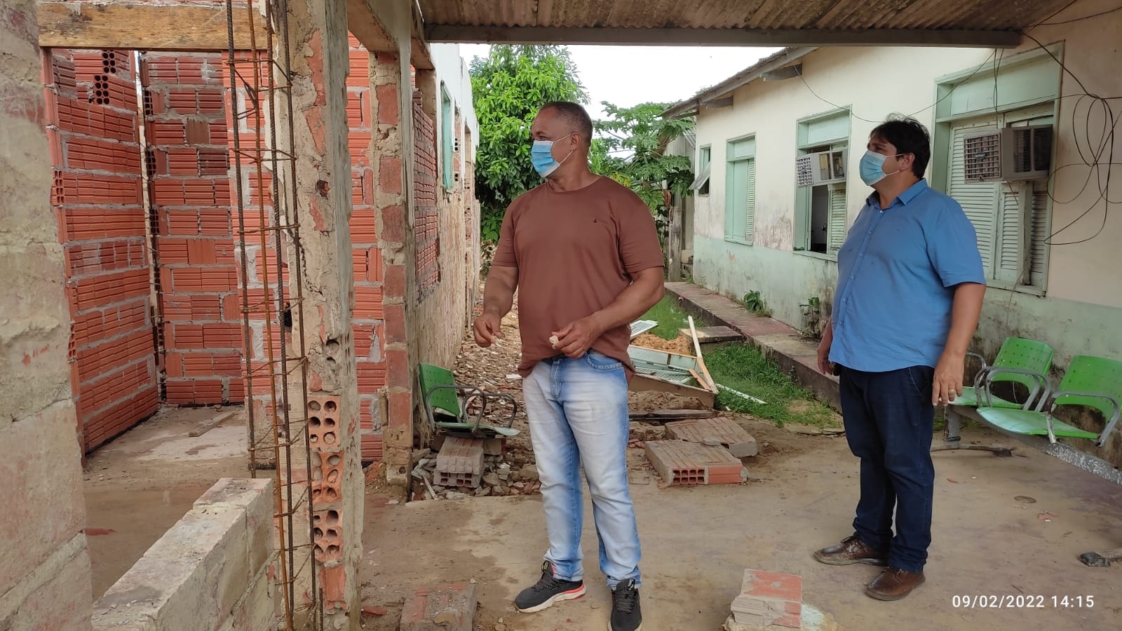 Vereadores visitam obra de reforma da Unidade Mista Hospitalar da Vila Santa Luzia